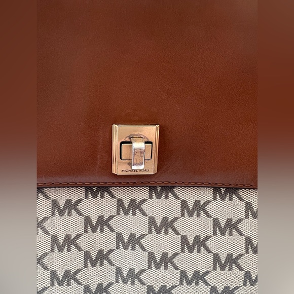 MICHAEL Michael Kors Brown & Tan Top Handle Logo Bag - Picture 4 of 11